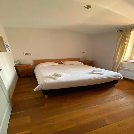 In France With Private Pool And Garden * Chalais (Charente)